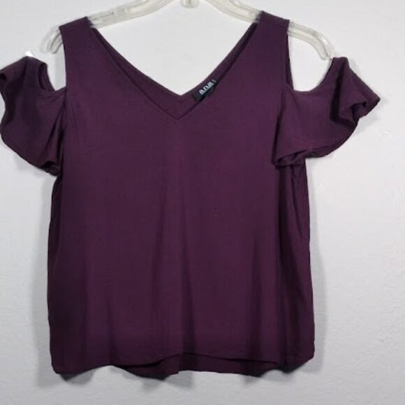 a.n.a A New Approach Top with Cold shoulders. Purple-Size: PM - Picture 3 of 15
